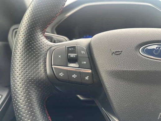 Ford Kuga - Afbeelding 19 van 30