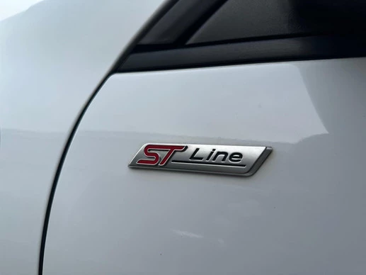 Ford Kuga - Afbeelding 28 van 30