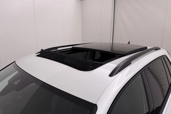 Volkswagen Tiguan - Afbeelding 8 van 30