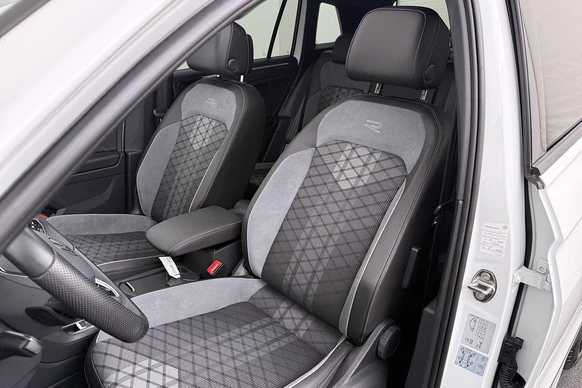 Volkswagen Tiguan - Afbeelding 12 van 30