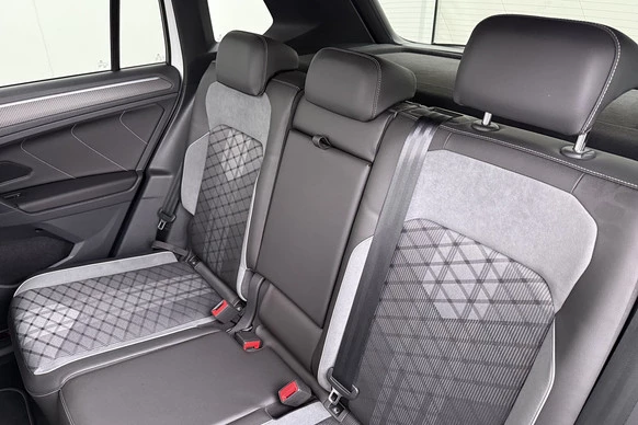 Volkswagen Tiguan - Afbeelding 15 van 30