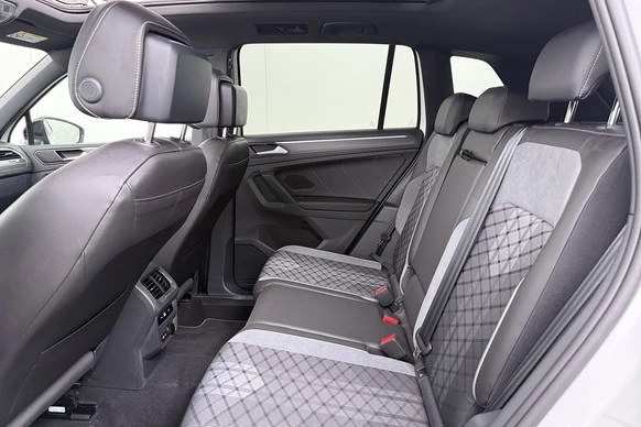 Volkswagen Tiguan - Afbeelding 16 van 30
