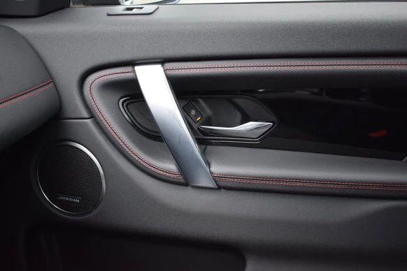 Land Rover Discovery Sport - Afbeelding 28 van 30