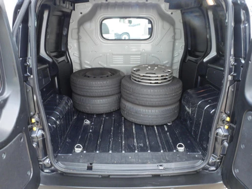 Fiat Fiorino - Afbeelding 11 van 19