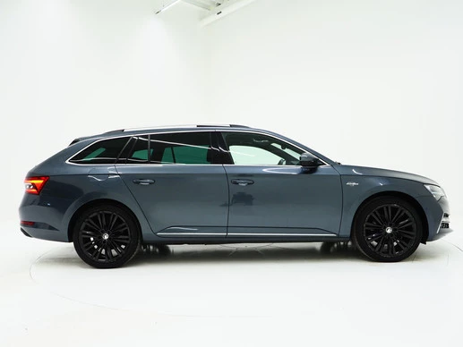 Škoda Superb - Afbeelding 10 van 30