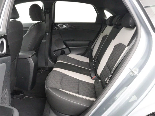 Kia Ceed - Afbeelding 7 van 30