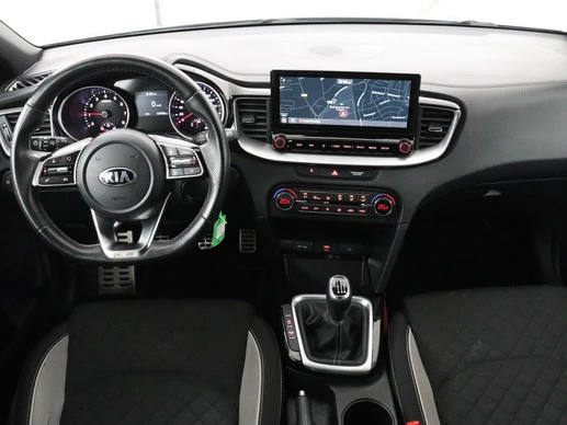 Kia Ceed - Afbeelding 8 van 30