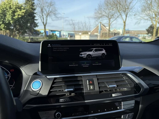 BMW iX3 - Afbeelding 28 van 30