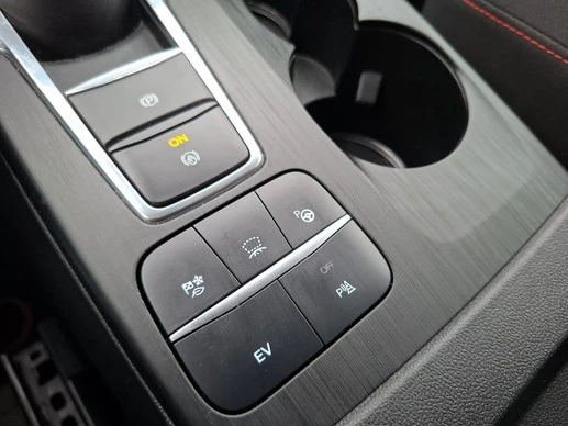 Ford Kuga - Afbeelding 28 van 30