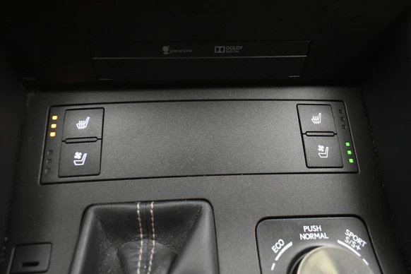 Lexus RC - Afbeelding 2 van 30