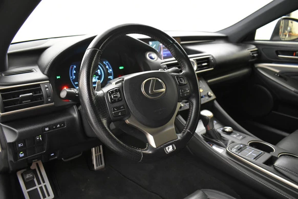Lexus RC - Afbeelding 15 van 30