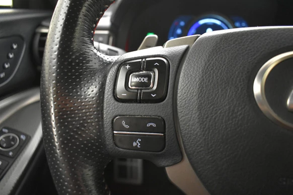 Lexus RC - Afbeelding 17 van 30