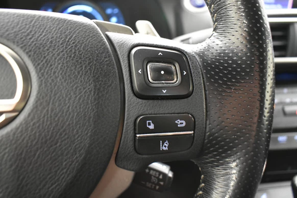 Lexus RC - Afbeelding 18 van 30