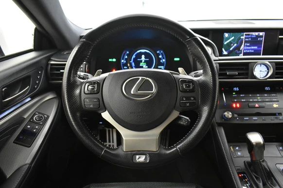 Lexus RC - Afbeelding 19 van 30