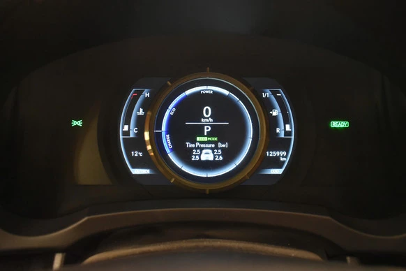 Lexus RC - Afbeelding 20 van 30