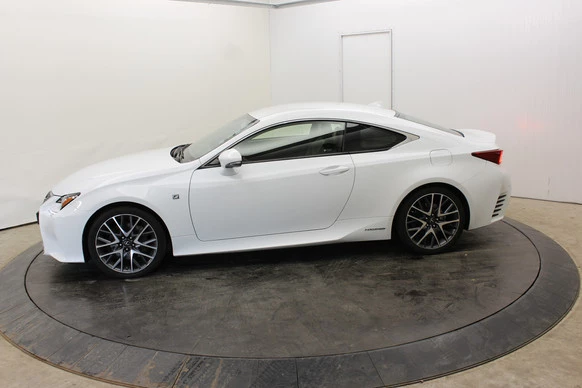 Lexus RC - Afbeelding 27 van 30