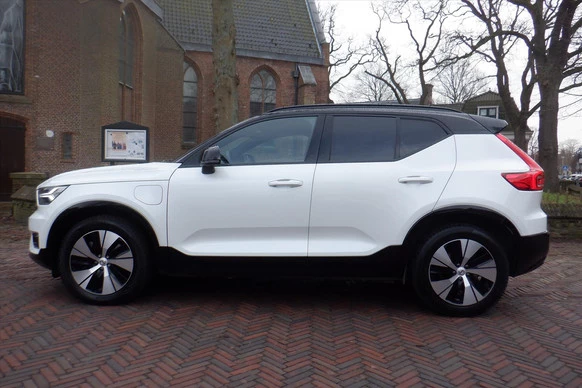 Volvo XC40 - Afbeelding 2 van 24