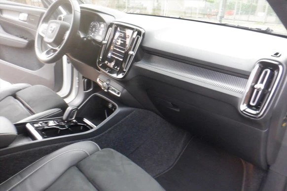 Volvo XC40 - Afbeelding 11 van 24