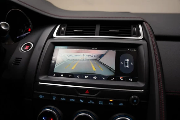 Jaguar E-PACE - Afbeelding 7 van 30