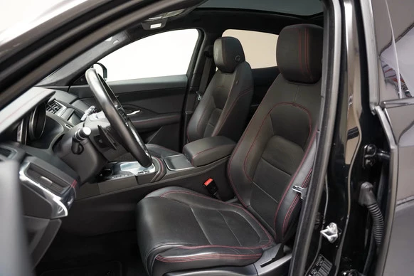 Jaguar E-PACE - Afbeelding 10 van 30