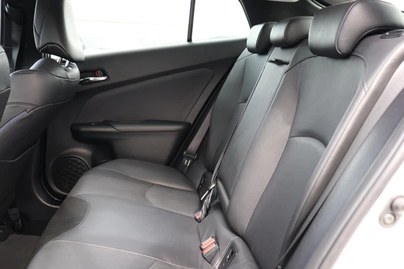 Toyota Prius - Afbeelding 18 van 30