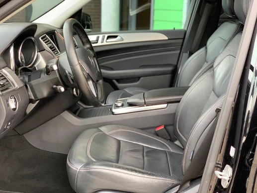 Mercedes-Benz M-Klasse - Afbeelding 15 van 22