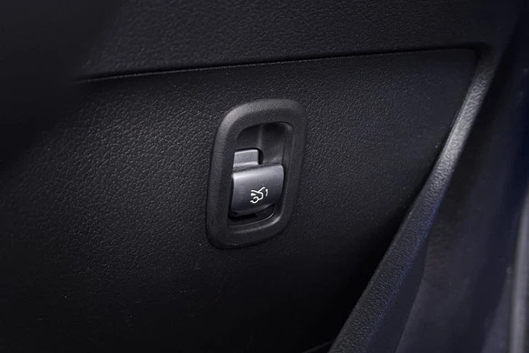 Mercedes-Benz C-Klasse - Afbeelding 22 van 30