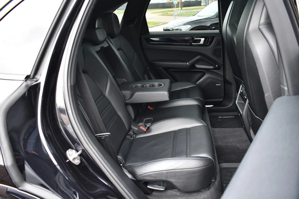 Porsche Cayenne - Afbeelding 24 van 30