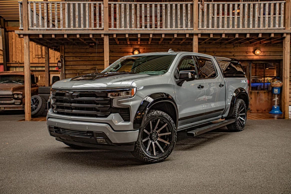 Chevrolet Silverado - Afbeelding 1 van 26