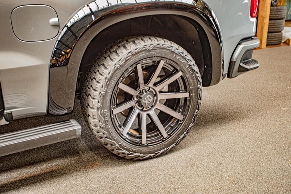 Chevrolet Silverado - Afbeelding 9 van 26