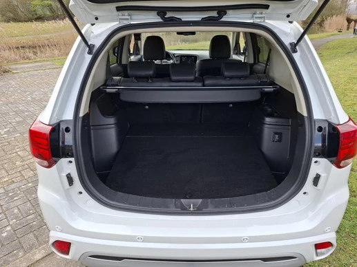 Mitsubishi Outlander - Afbeelding 15 van 30