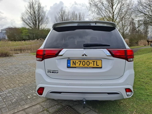 Mitsubishi Outlander - Afbeelding 17 van 30