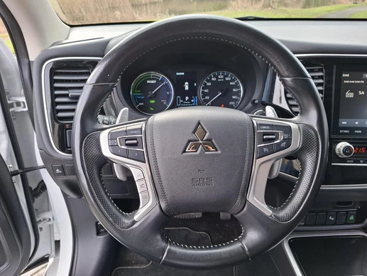 Mitsubishi Outlander - Afbeelding 25 van 30