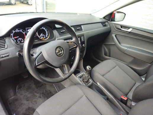 Škoda Rapid - Afbeelding 16 van 18