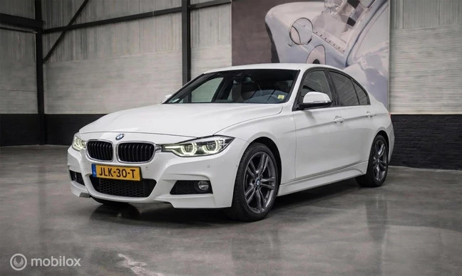 BMW 3 Serie - Afbeelding 1 van 8