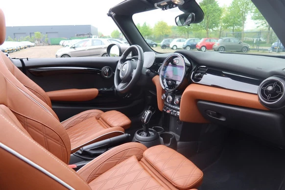 MINI Cooper Cabrio - Afbeelding 10 van 30