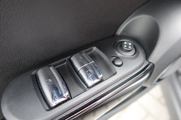 MINI Cooper Cabrio - Afbeelding 17 van 30