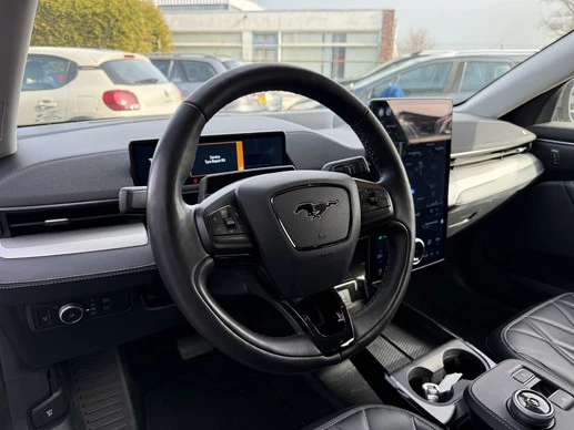 Ford Mustang Mach-E - Afbeelding 4 van 30