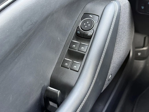 Ford Mustang Mach-E - Afbeelding 8 van 30