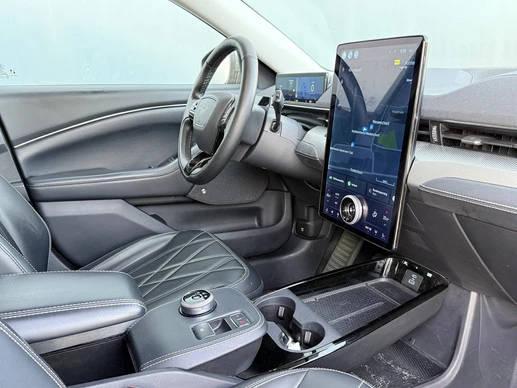 Ford Mustang Mach-E - Afbeelding 24 van 30