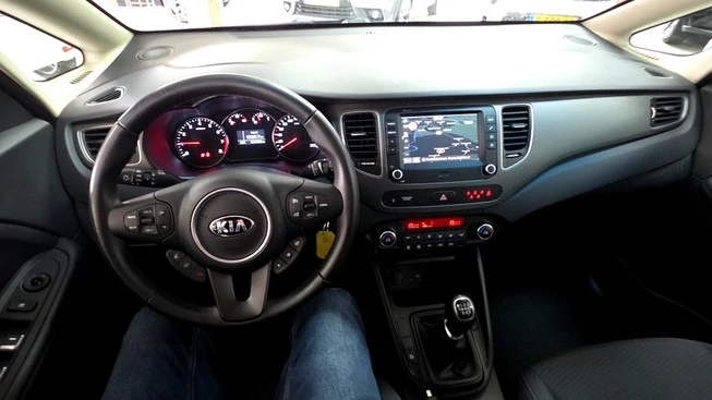 Kia Carens - Afbeelding 20 van 30