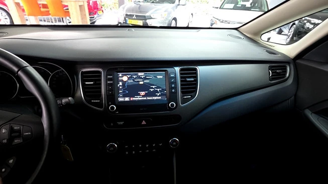 Kia Carens - Afbeelding 28 van 30