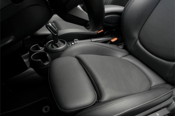 MINI Cooper Cabrio - Afbeelding 26 van 30