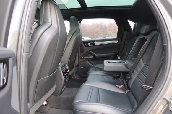 Porsche Cayenne - Afbeelding 26 van 30