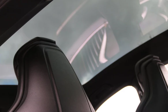 Porsche Taycan - Afbeelding 15 van 23