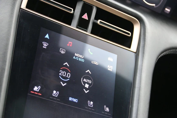 Porsche Taycan - Afbeelding 19 van 23