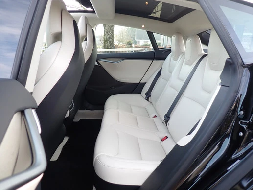 Tesla Model S - Afbeelding 11 van 30
