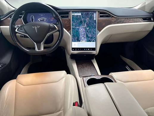 Tesla Model S - Afbeelding 6 van 23