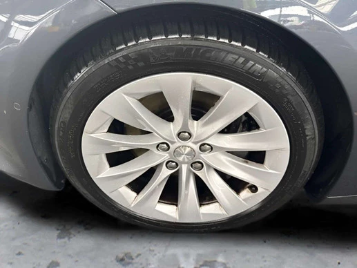 Tesla Model S - Afbeelding 22 van 23