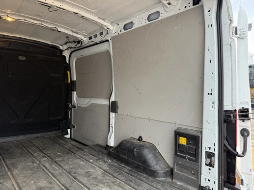 Ford E-Transit - Afbeelding 16 van 26